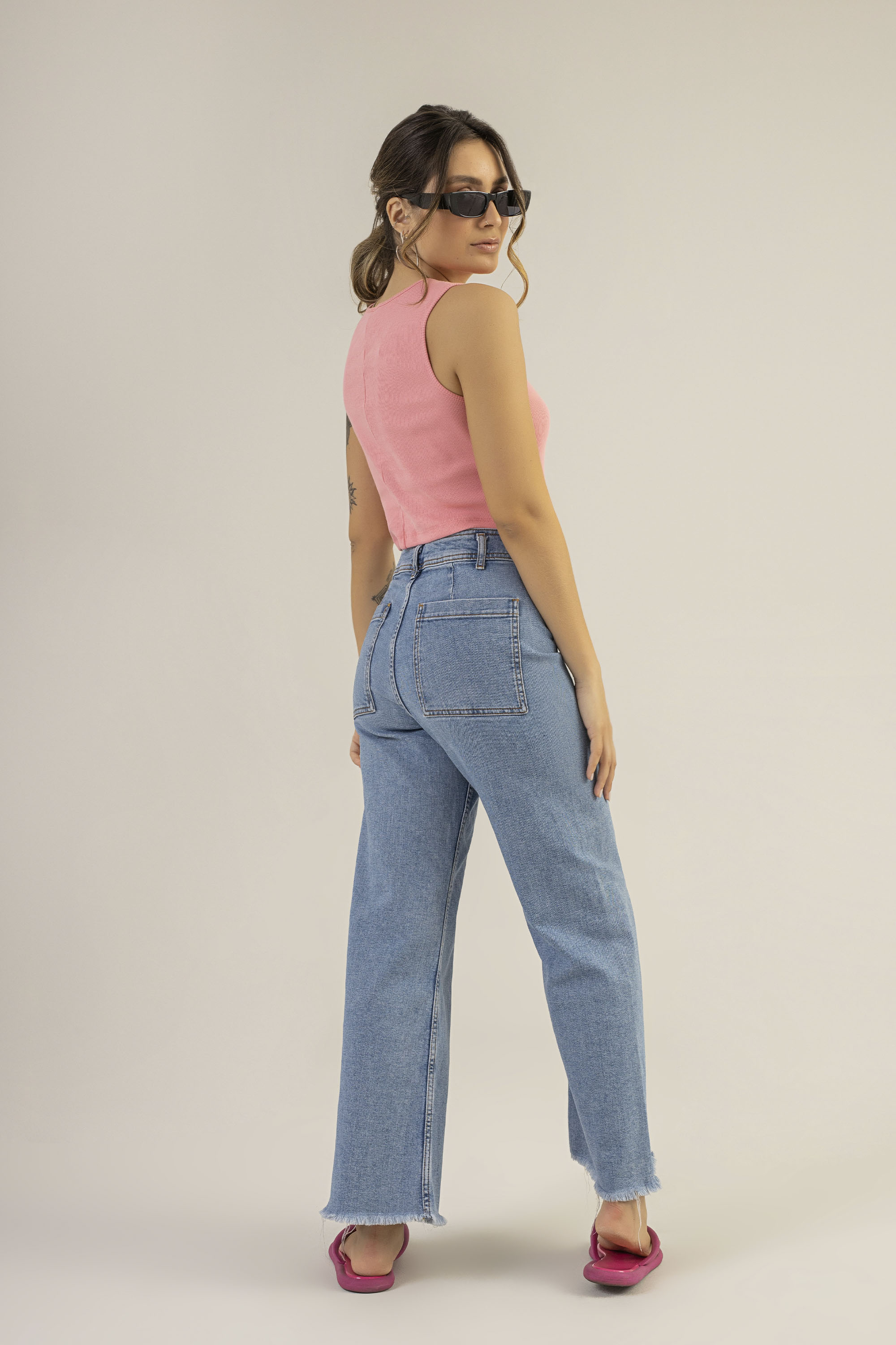 Top Adulto Sem Mangas em Ribana (Rosa) The Philippines - Imagem 2