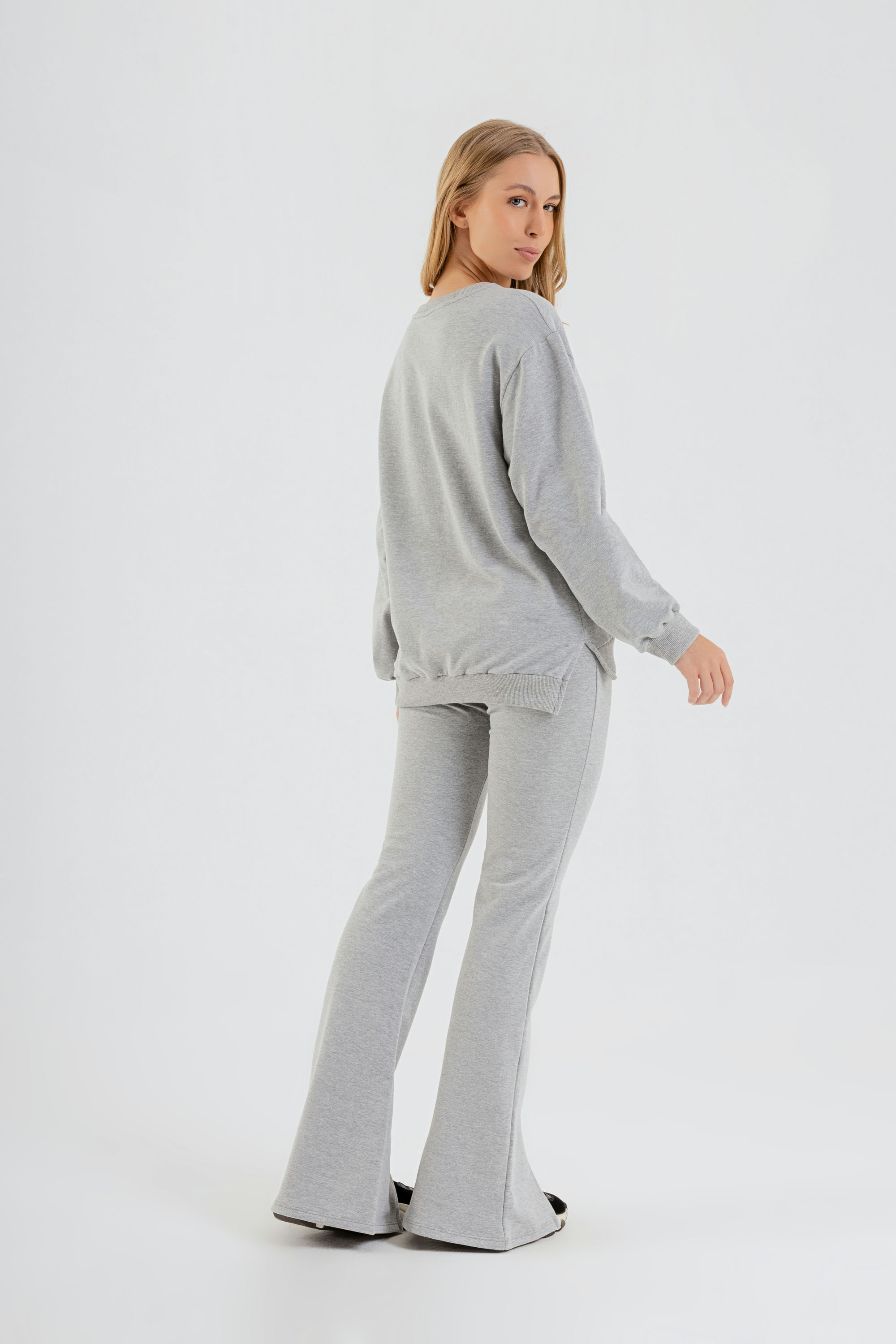 Blusão Básico Feminino em Molecotton (Cinza) Just Basic - Imagem 3