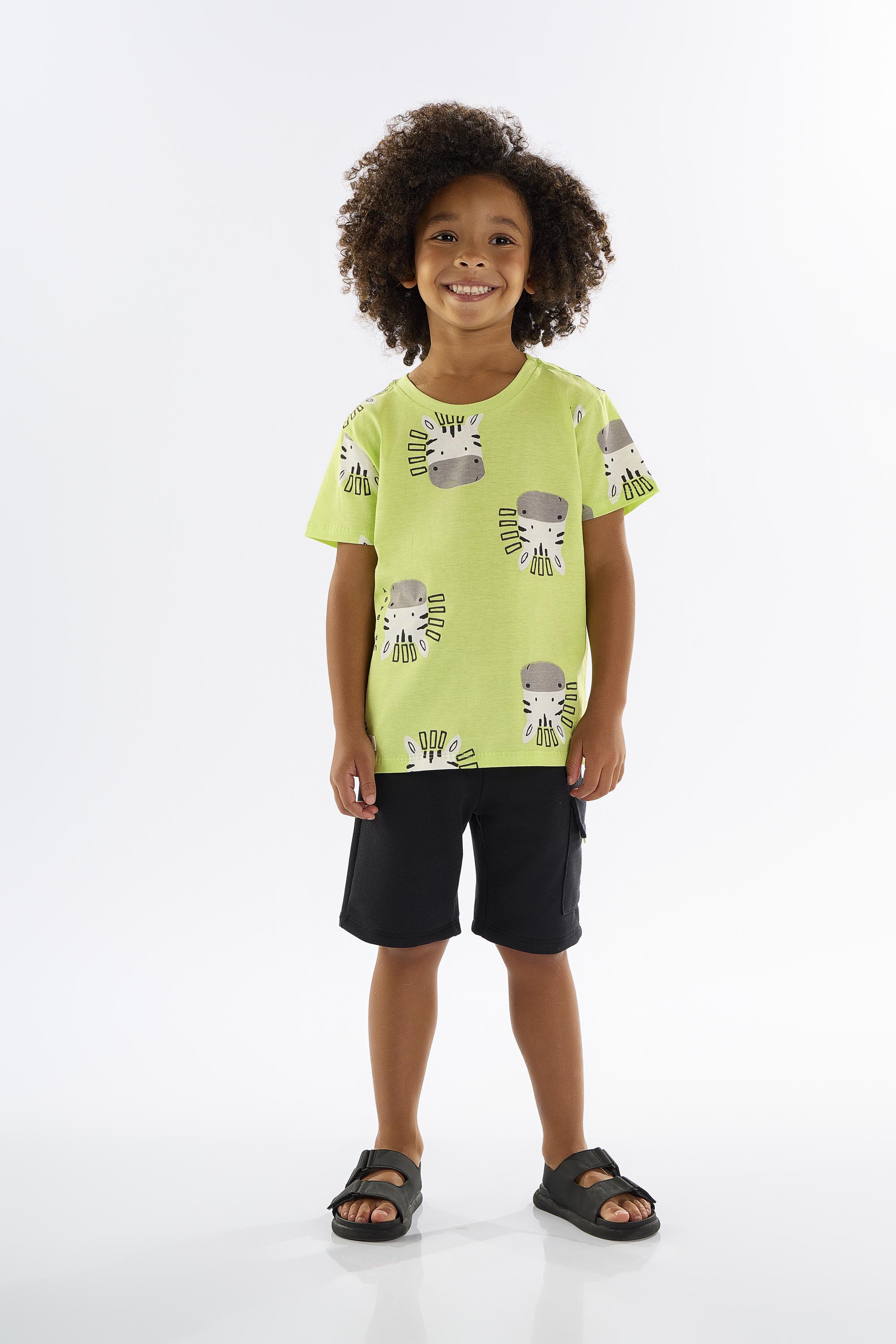 Conjunto Infantil para Menino com Camiseta e Bermuda (Verde) Up Baby - Imagem 36