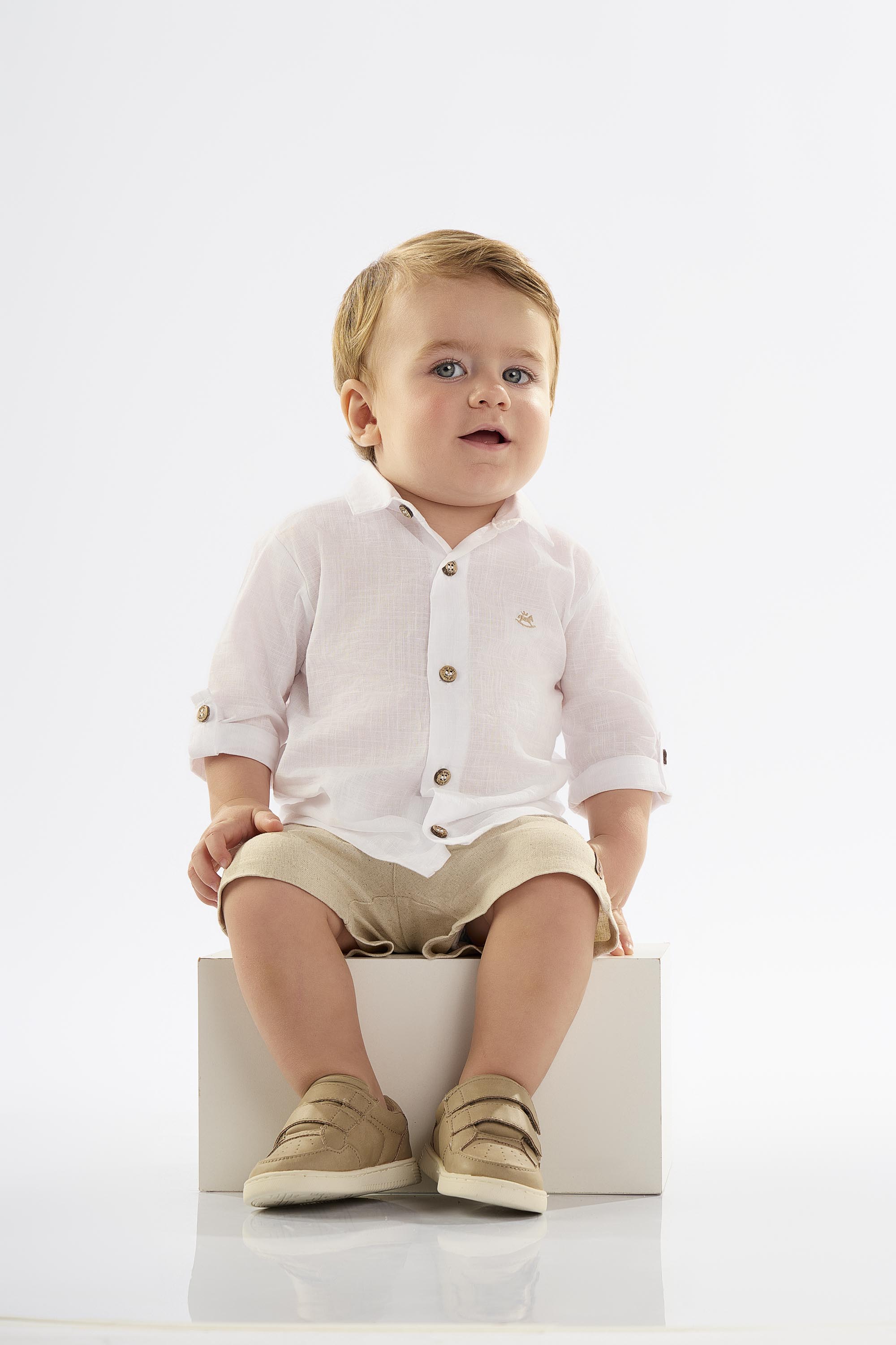 Camisa para Bebê Menino em Tecido Voil (Branco) Up Baby