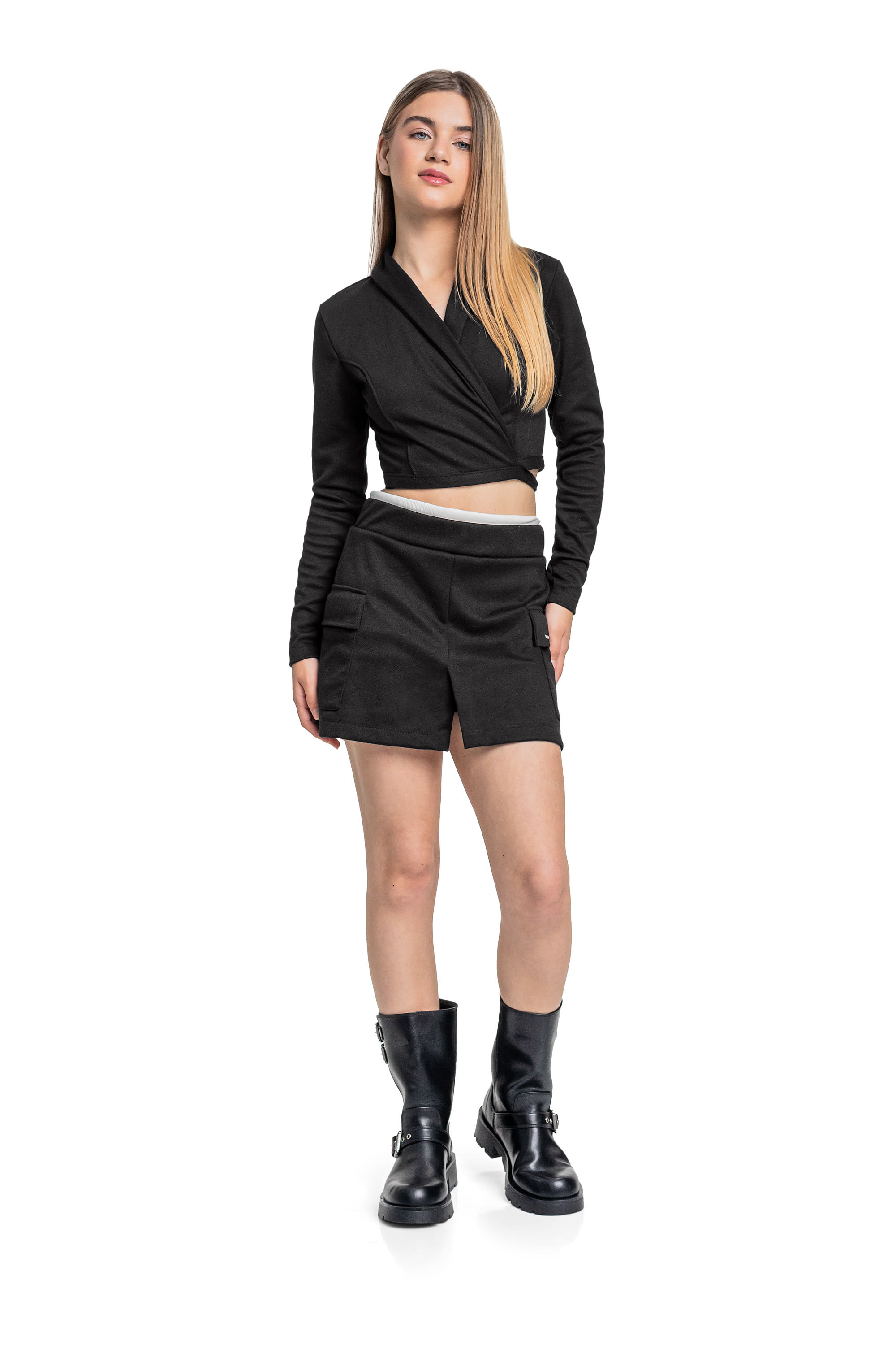 Conjunto com Blazer e Short-Saia Juvenil (Preto) Gloss
