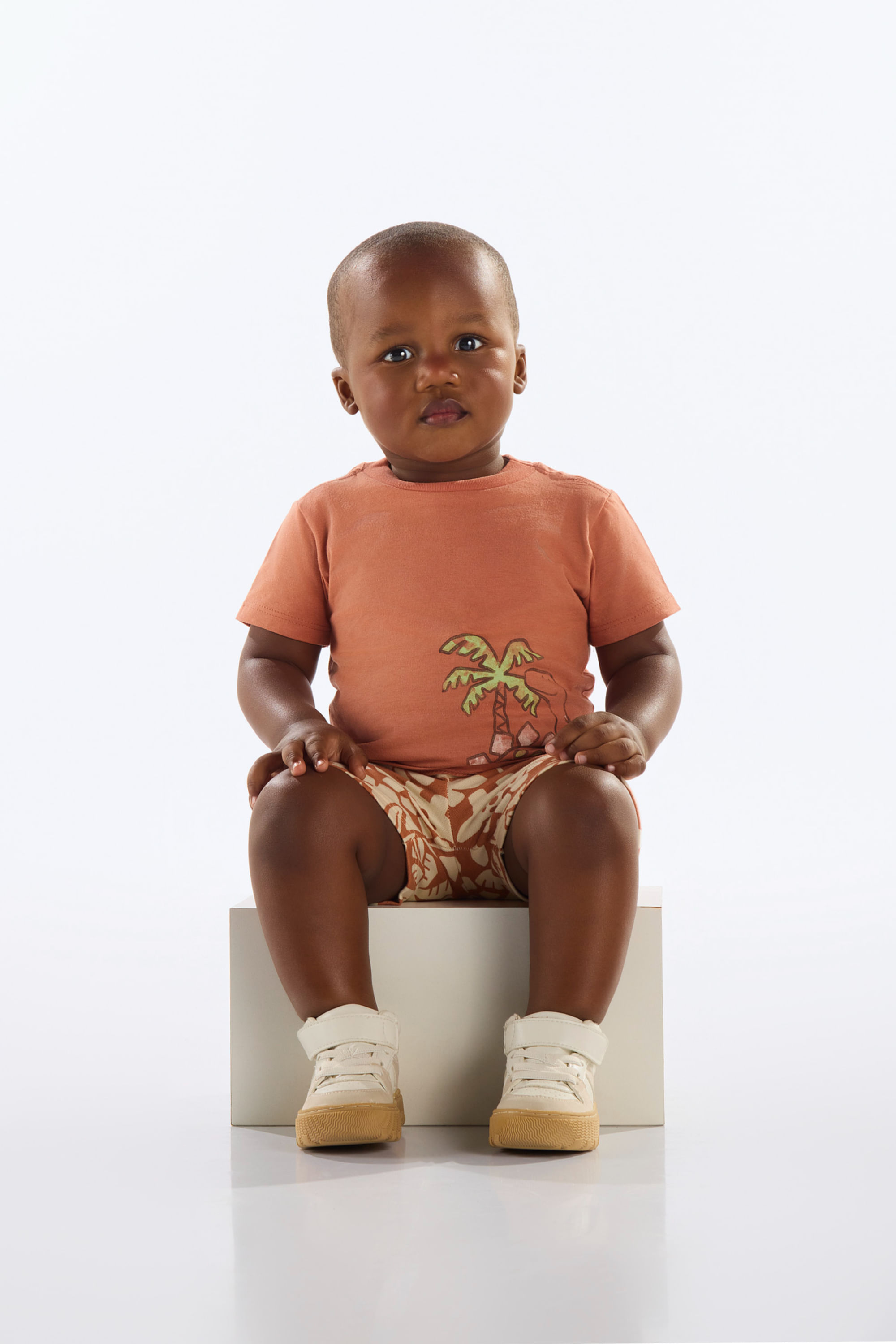 Conjunto Dinos para Bebê Menino (Marrom) Quimby