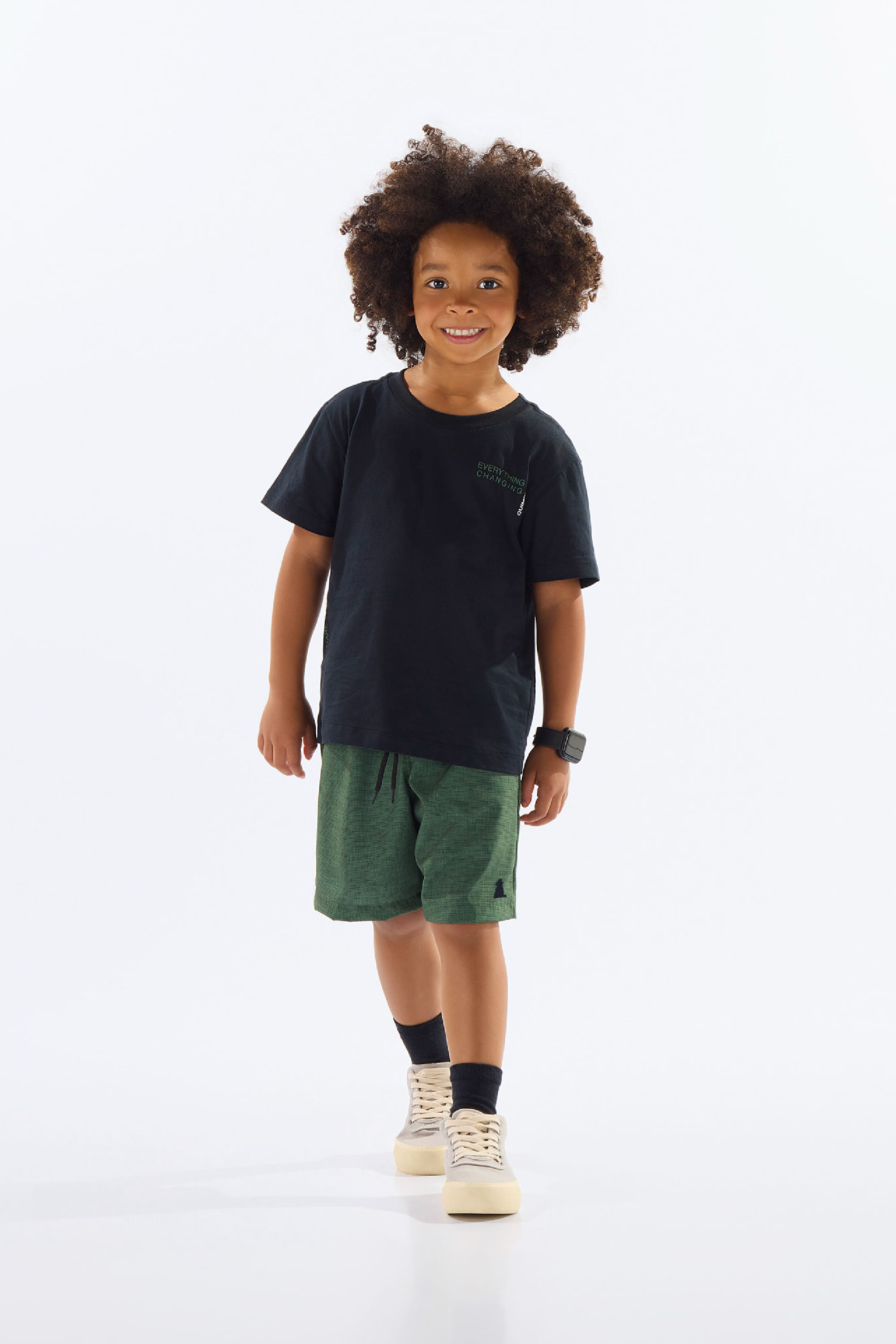 Conjunto Infantil com Camiseta e Bermuda (Preto) Quimby