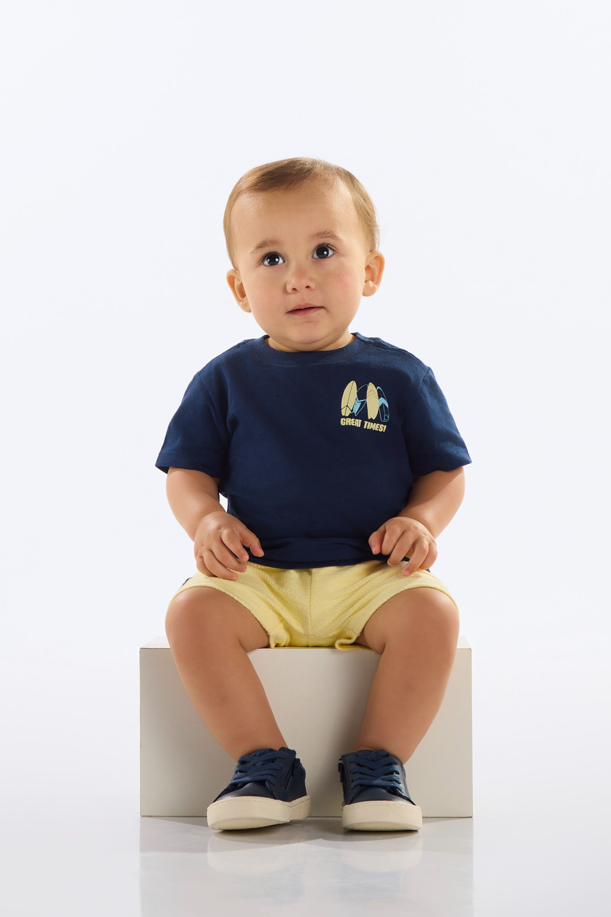 Conjunto Bebê com Camiseta e Bermuda (Azul Marinho) Quimby