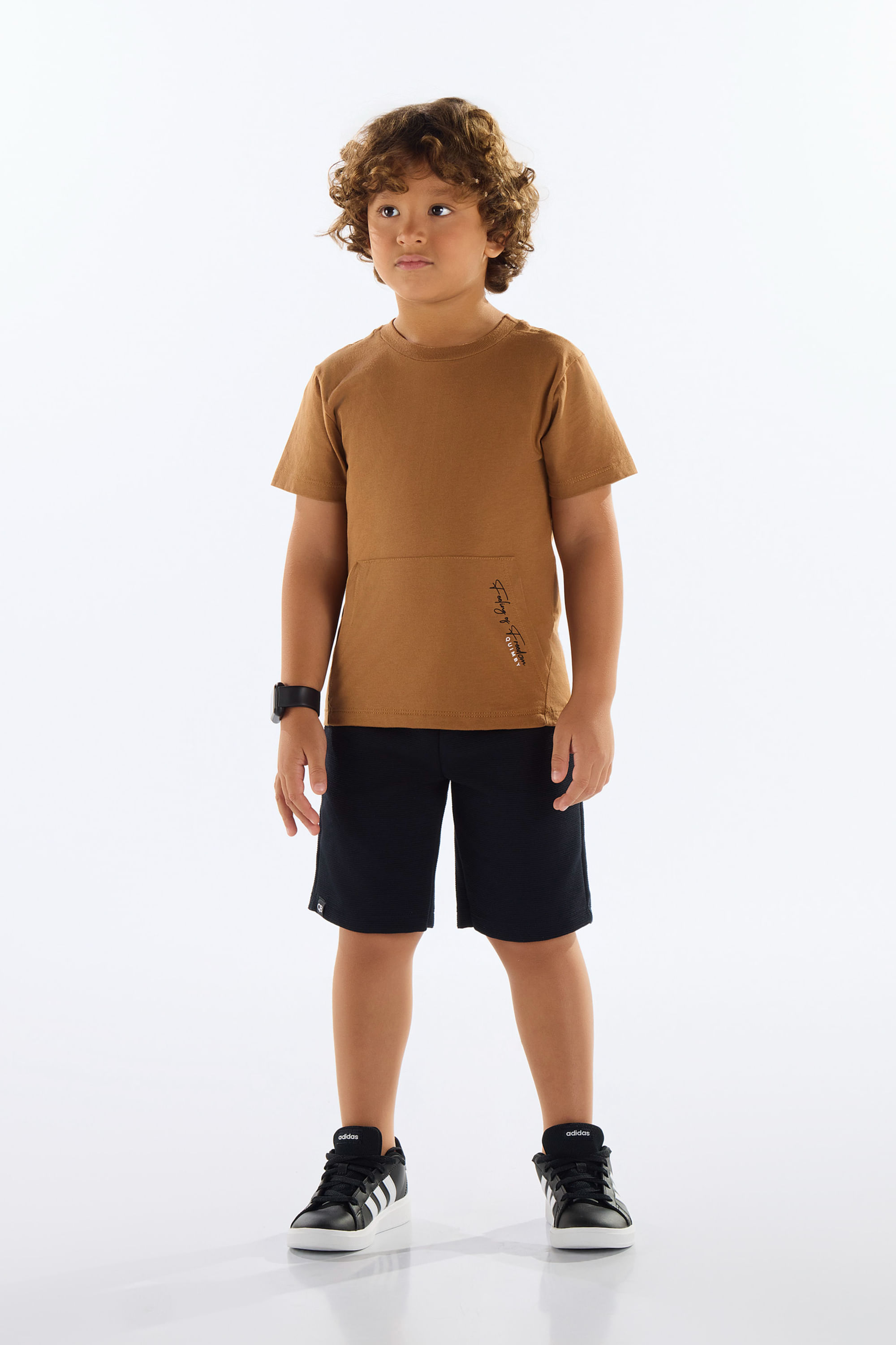 Conjunto com Camiseta e Bermuda para Menino (Marrom) Quimby