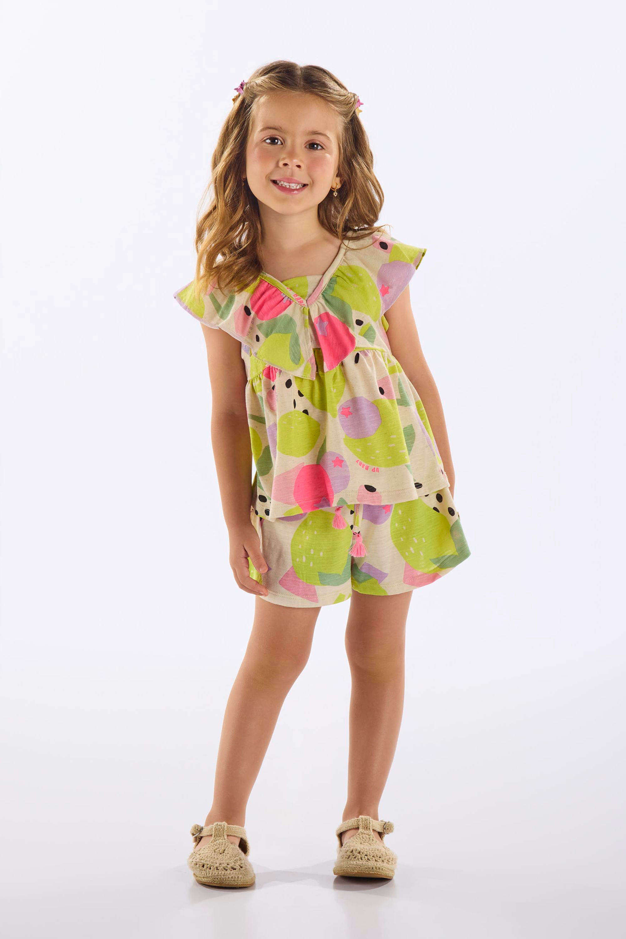 Conjunto com Blusa e Short de Frutas Infantil Feminino (Bege) Up Baby
