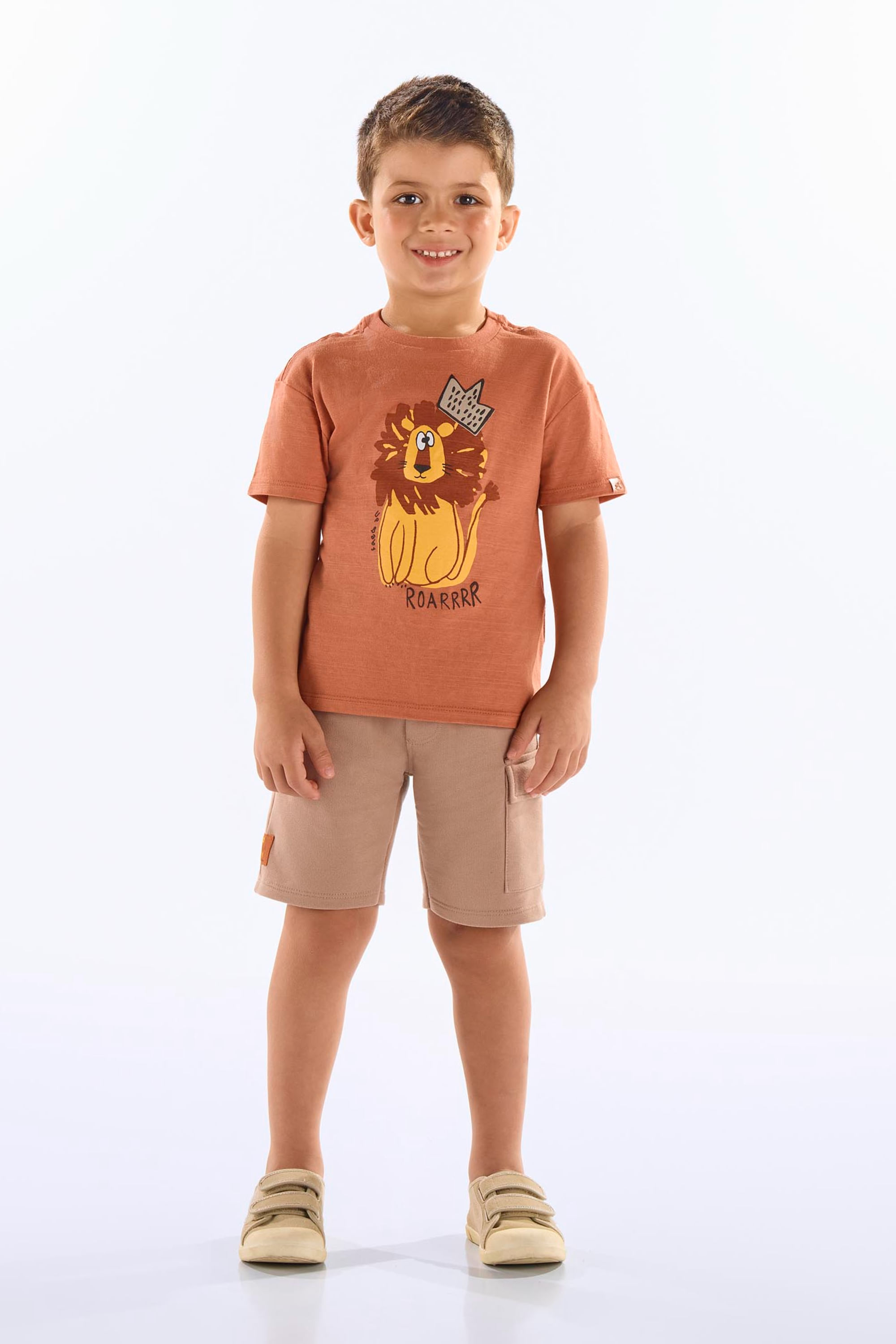Conjunto com Camiseta Rei Leão e Bermuda Infantil Masculino (Laranja) Up Baby