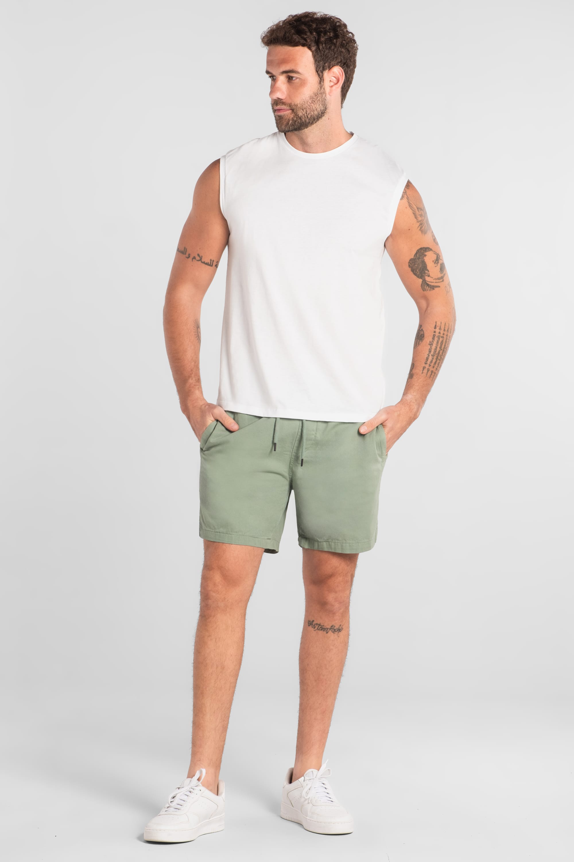 Regata Masculina em Meia Malha (Branco) Just Basic