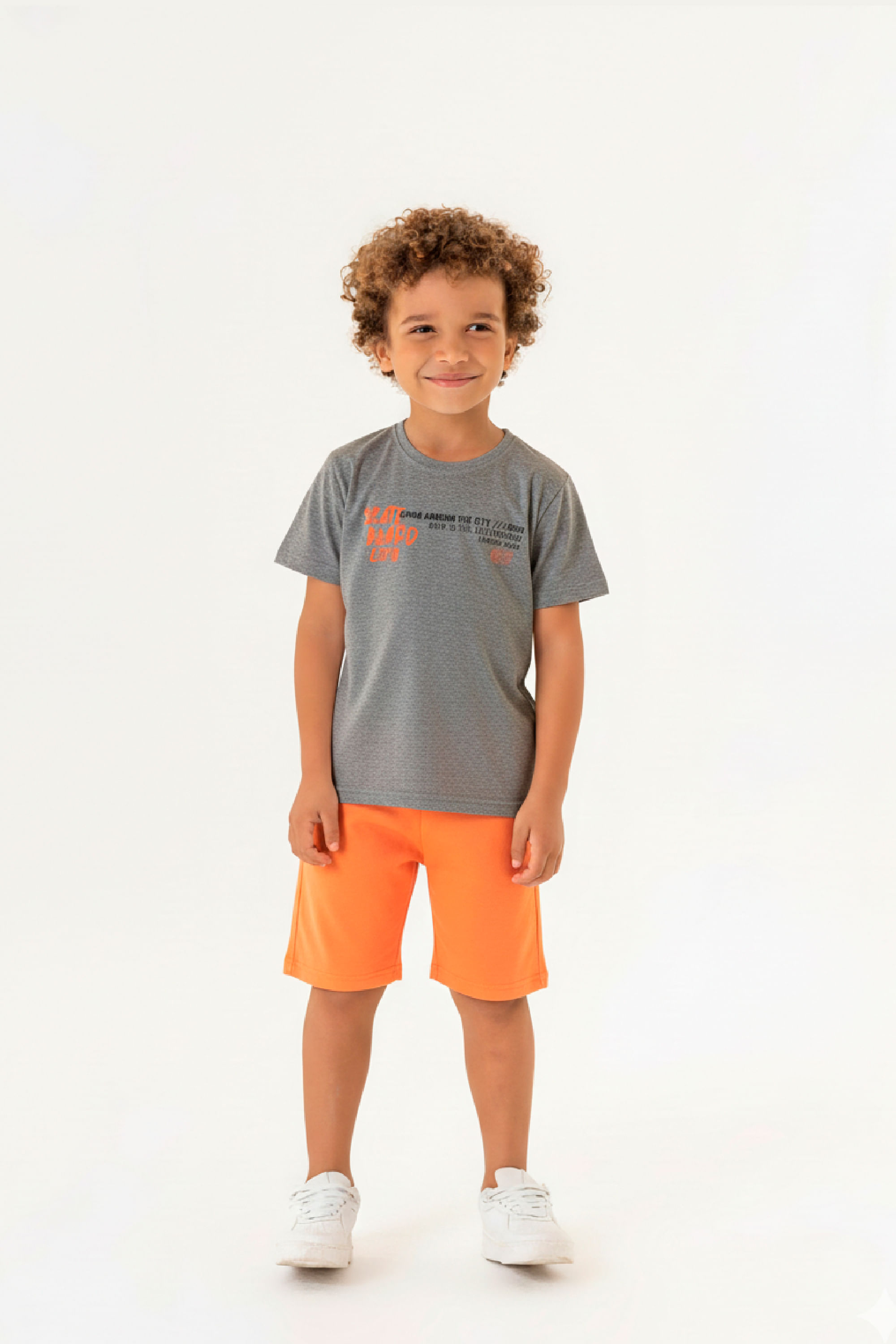 Conjunto Infantil com Camiseta e Bermuda para Menino (Cinza Escuro) Guloseima