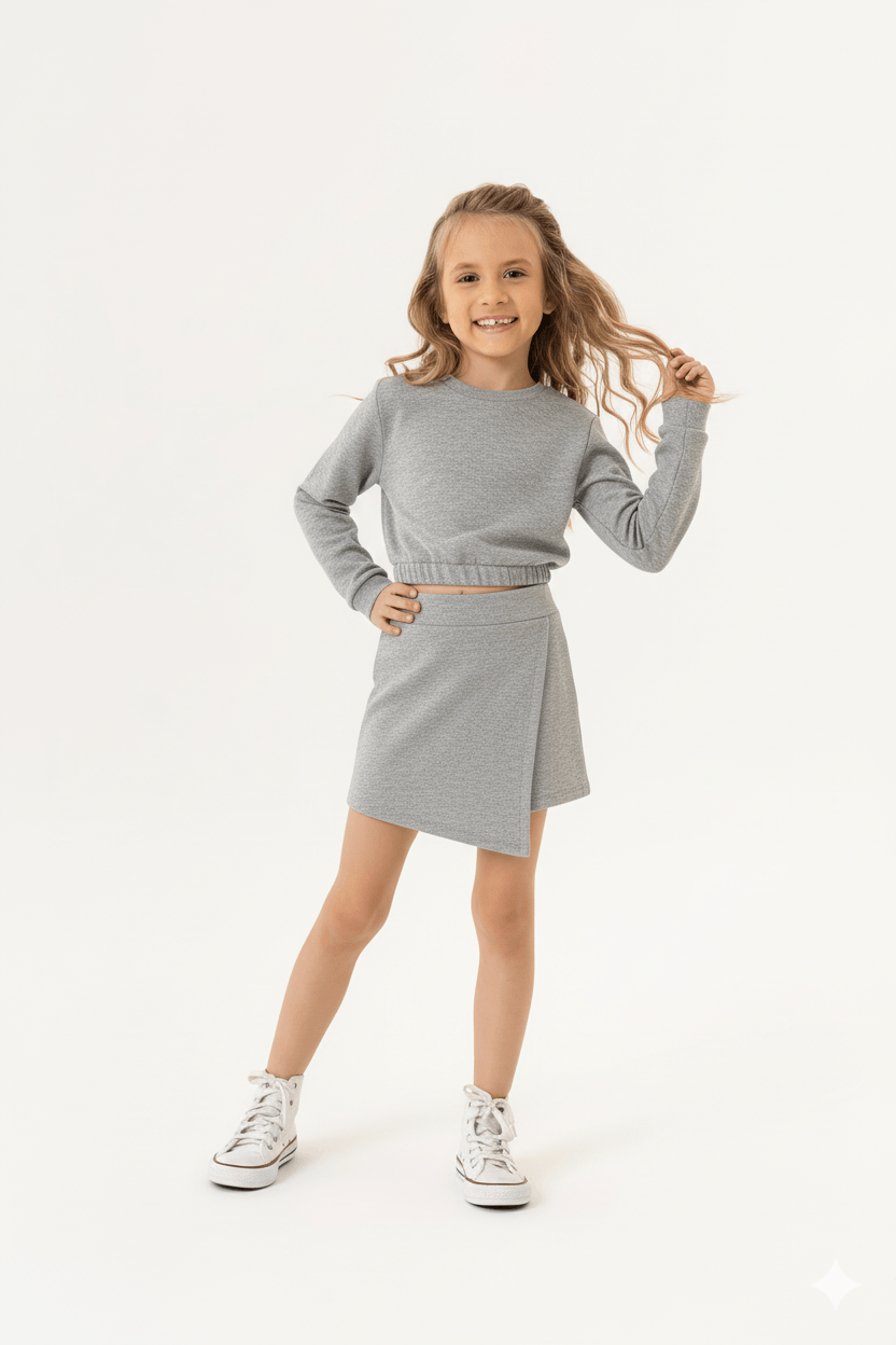Conjunto Infantil com Blusa Manga Longa e Short-Saia (Cinza) Guloseima