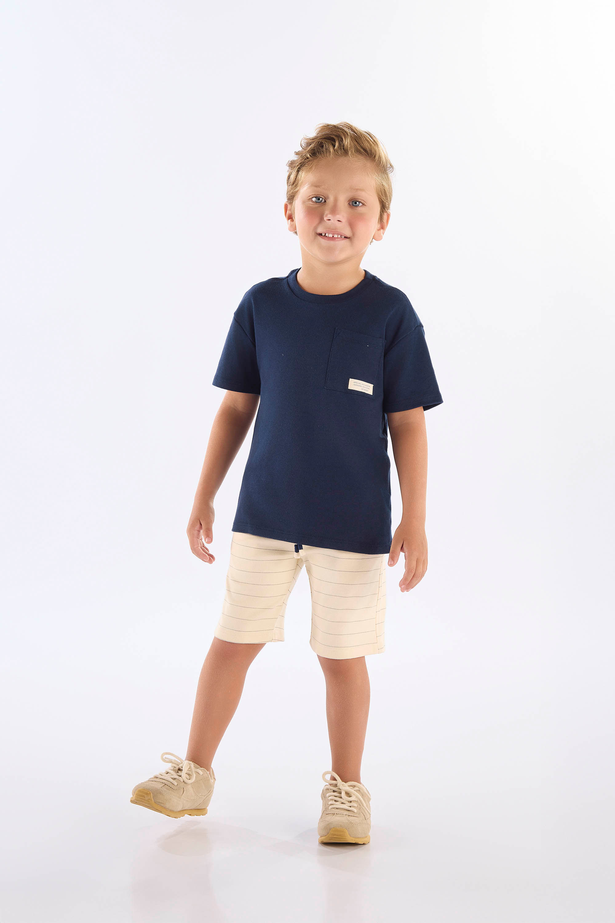 Conjunto Infantil Camiseta em Suedine e Bermuda Risca de Giz (Azul) Up Baby - Imagem 37