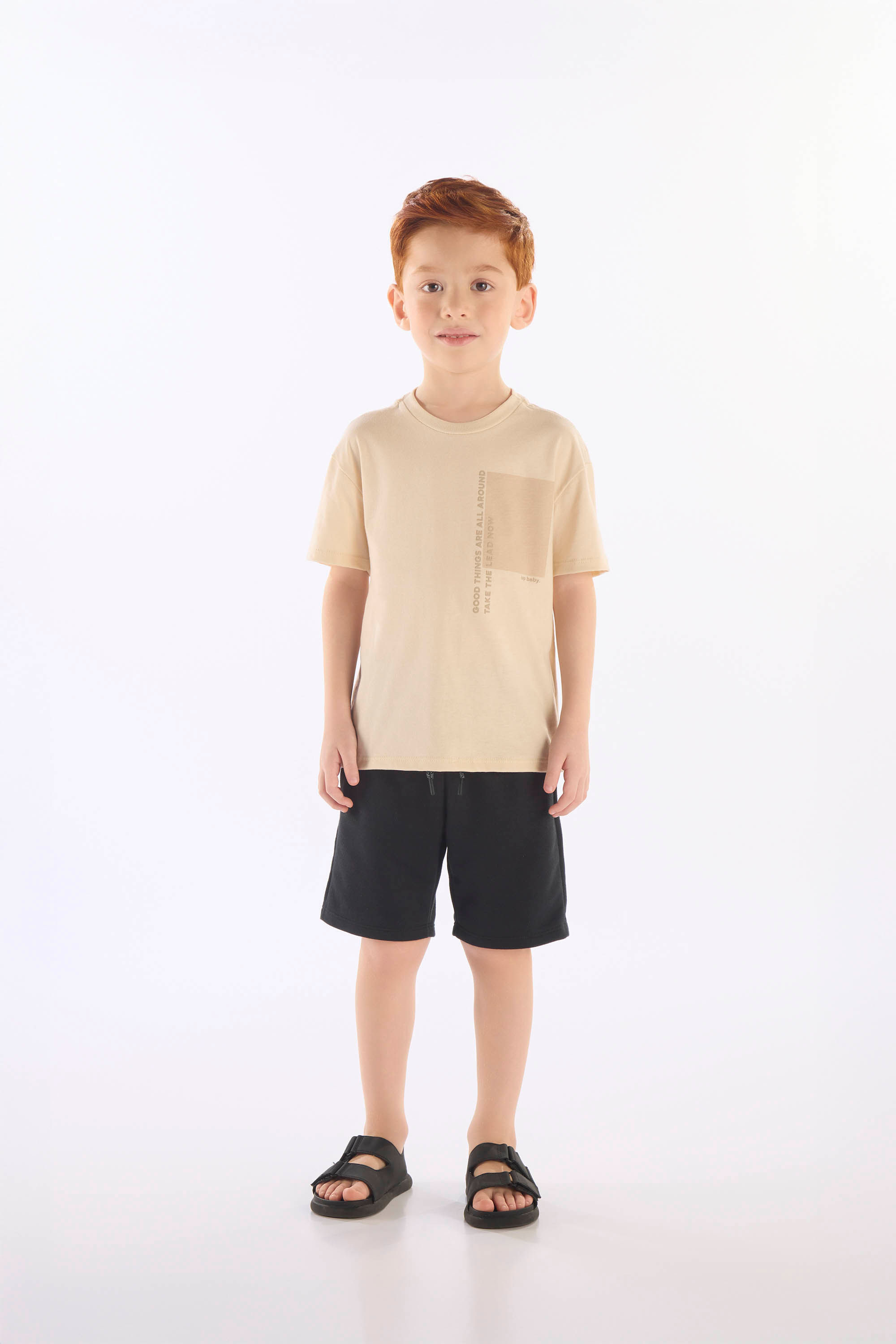 Conjunto Infantil Masculino com Camiseta Around You e Bermuda (Bege) Up Baby - Imagem 7