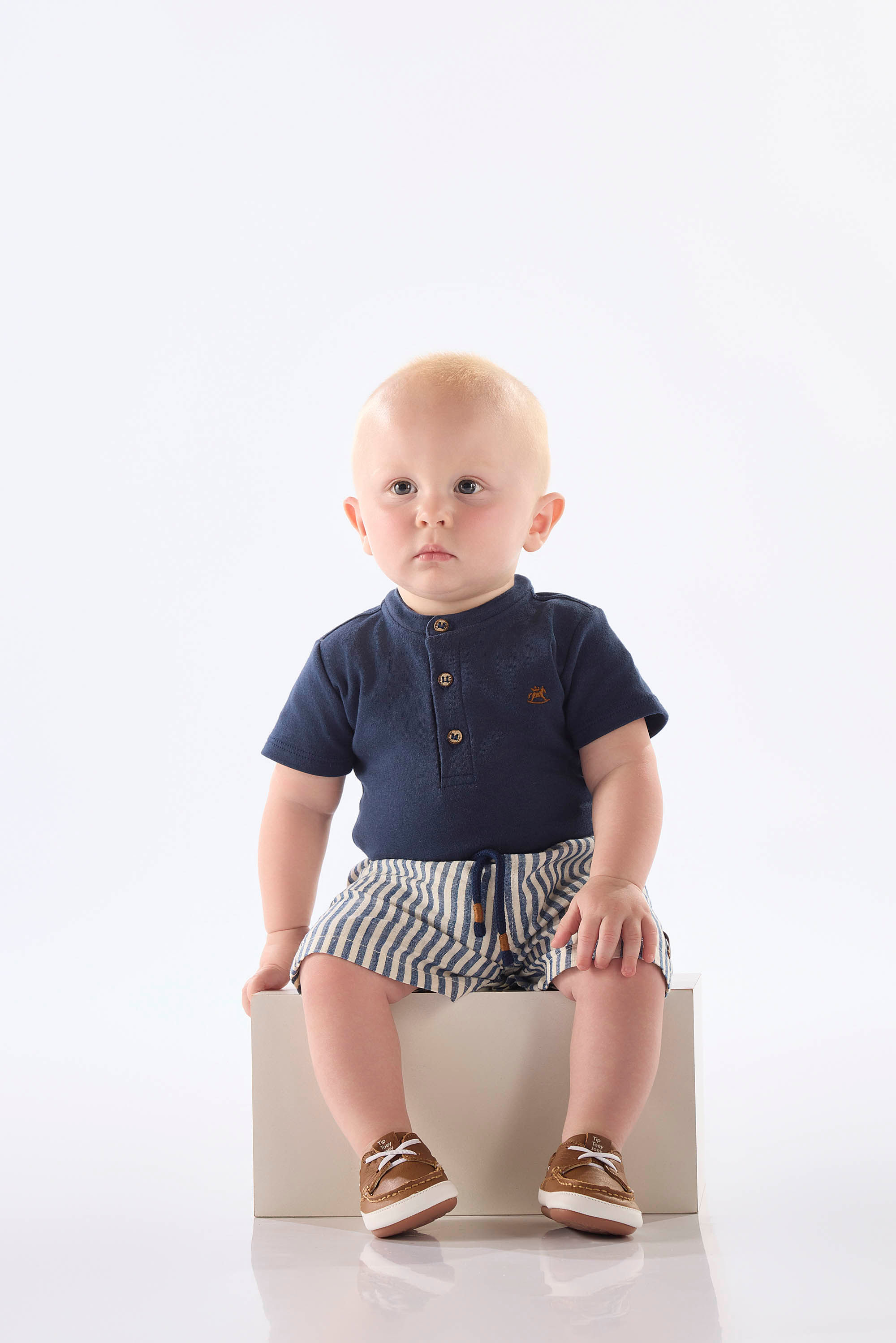 Conjunto para Bebê Menino com Camiseta e Bermuda Listrada (Azul Marinho) Up Baby