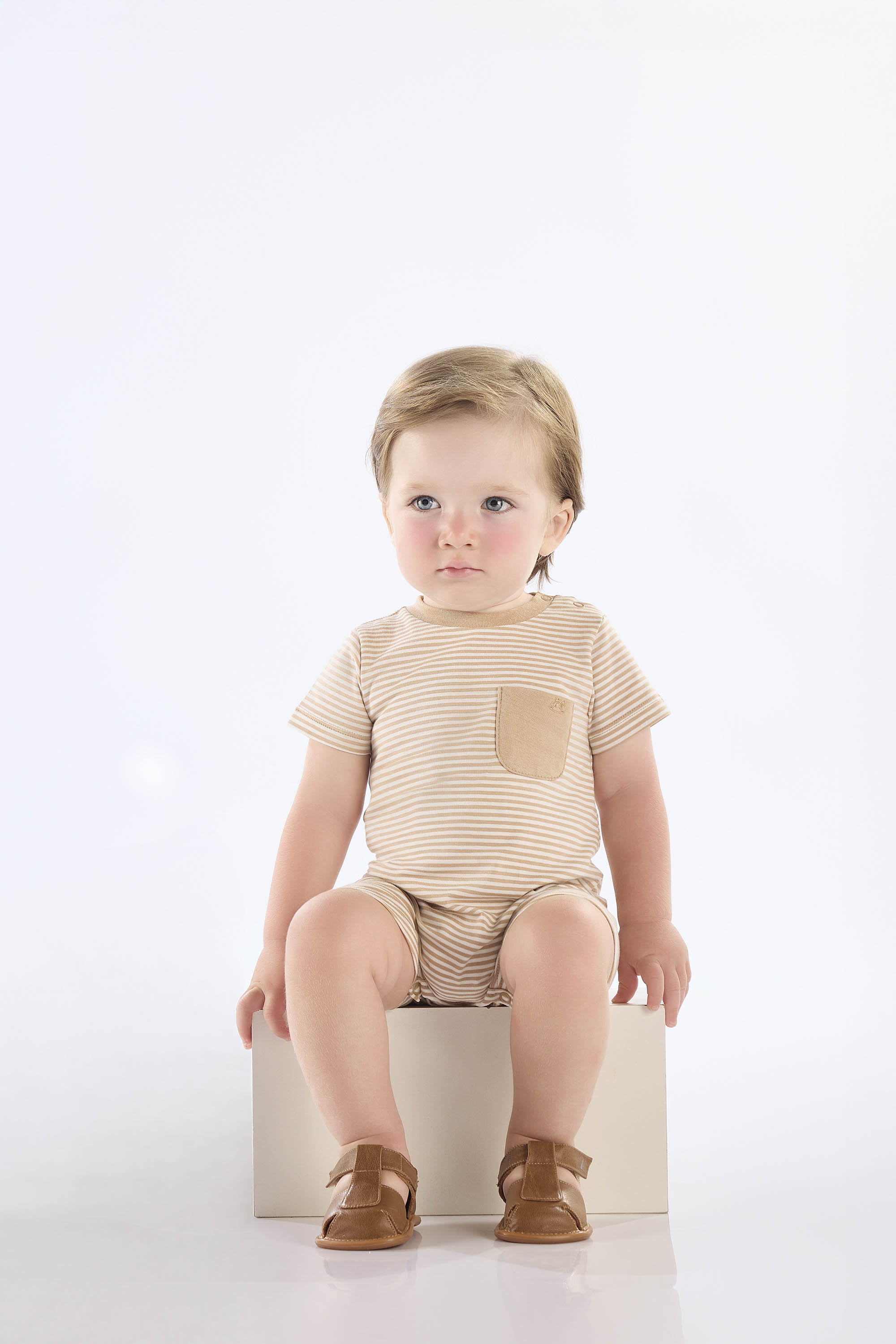 Macaquinho em Cotton Listrado com Bolso Bebê Menino (Bege) Up Baby - Imagem 11