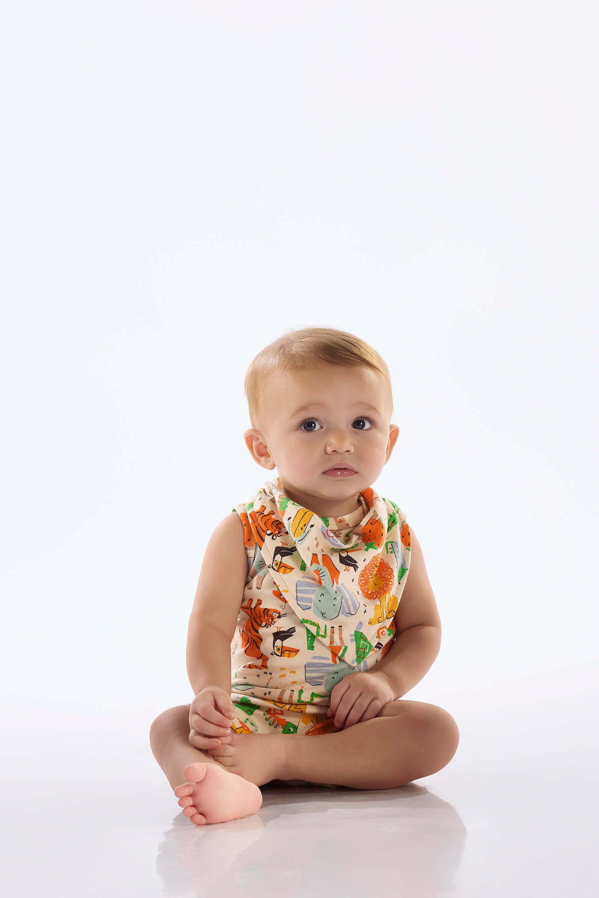 Body Regata em Suedine Essentials para Bebê Menino (Bege) Up Baby - Imagem 10