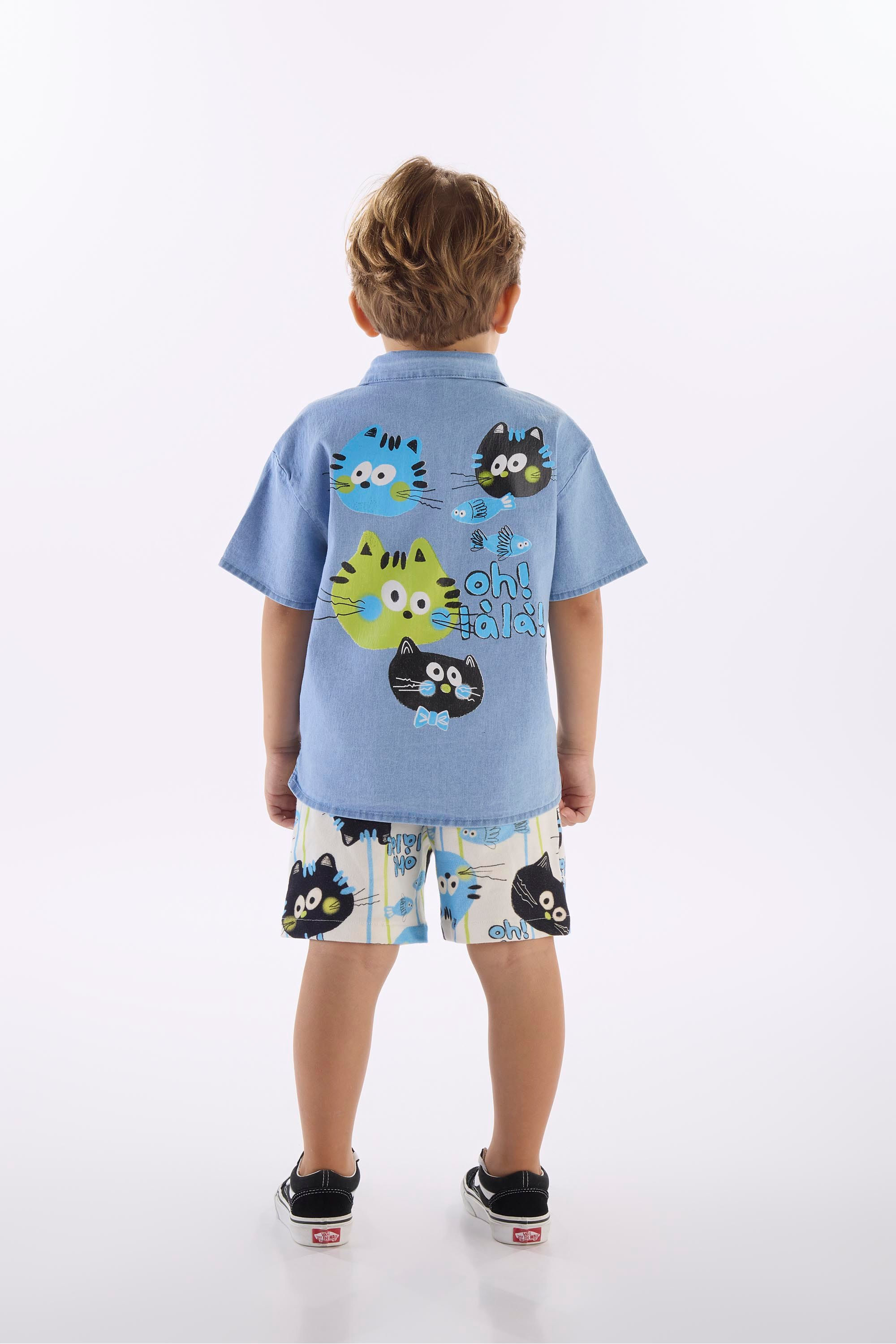Conjunto Gatos Infantil Masculino com Camisa e Bermuda (Azul Claro) Três e Já - Imagem 37