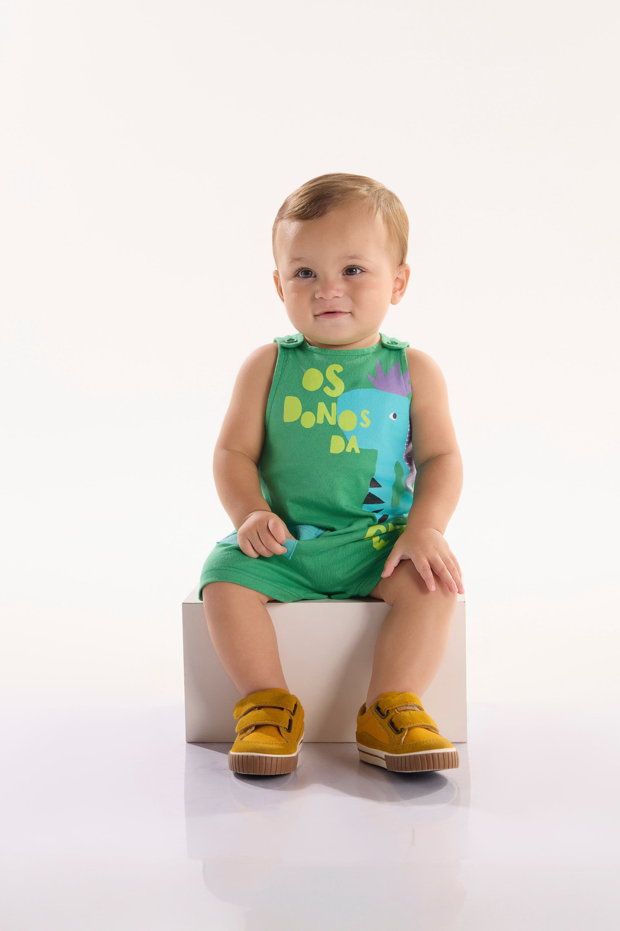 Macaquinho Bebê Menino Dinos em Meia Malha (Verde) Três e Já
