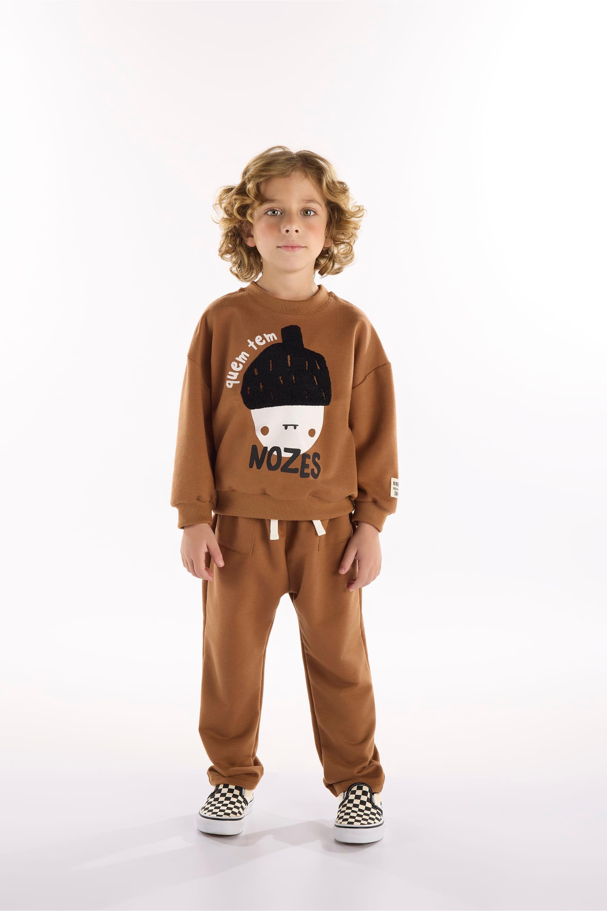 Conjunto Infantil Masculino com Blusão e Calça Nozes (Marrom) Três e Já