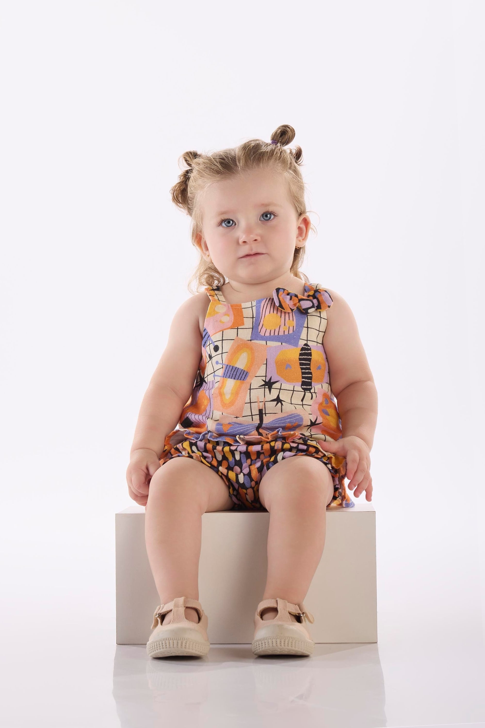 Conjunto Borboleta para Bebê com Bata e Calcinha (Off White) Três e Já - Imagem 17