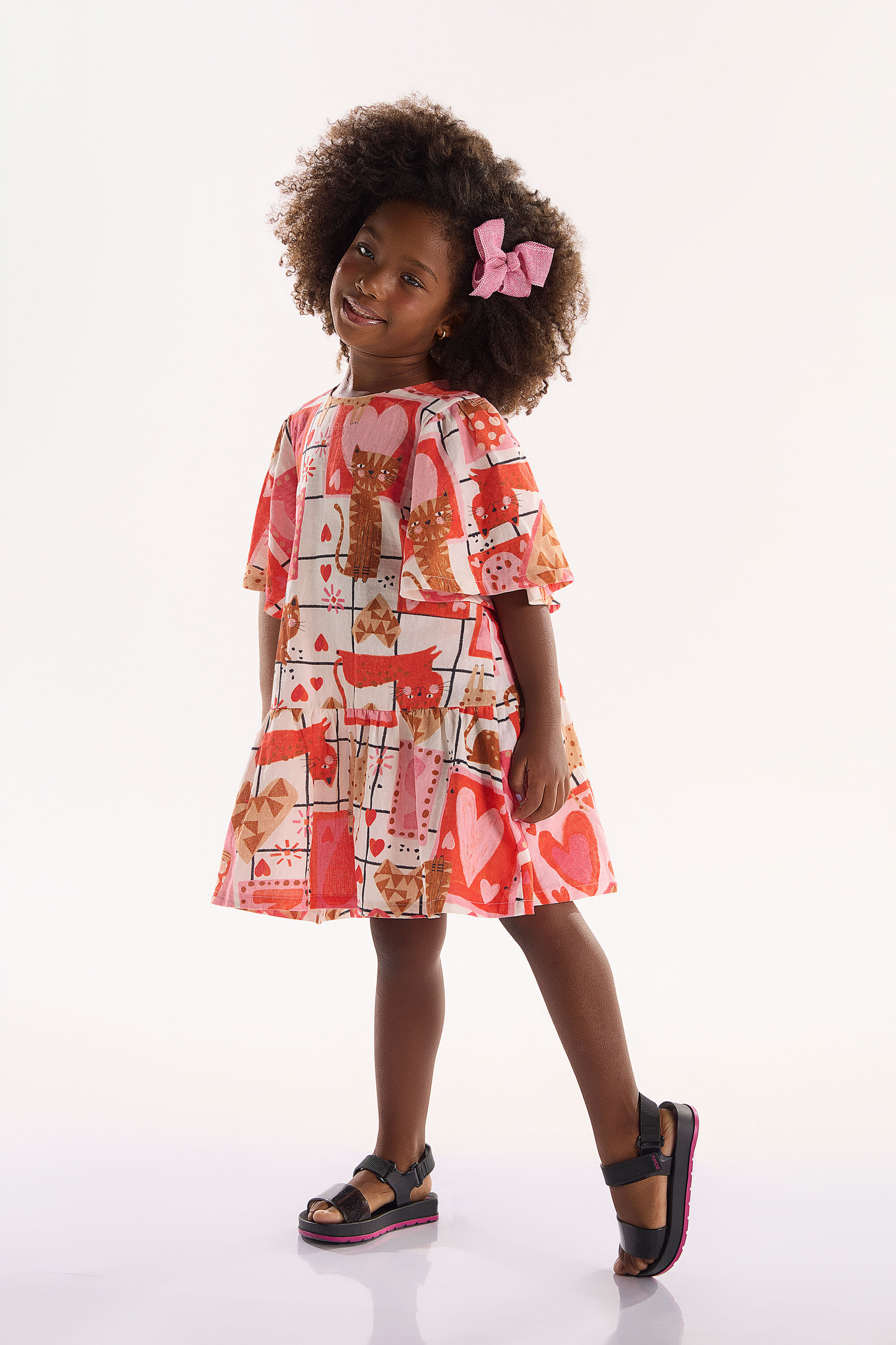Vestido Infantil em Viscolinho Gatinhos (Off White) Três e Já