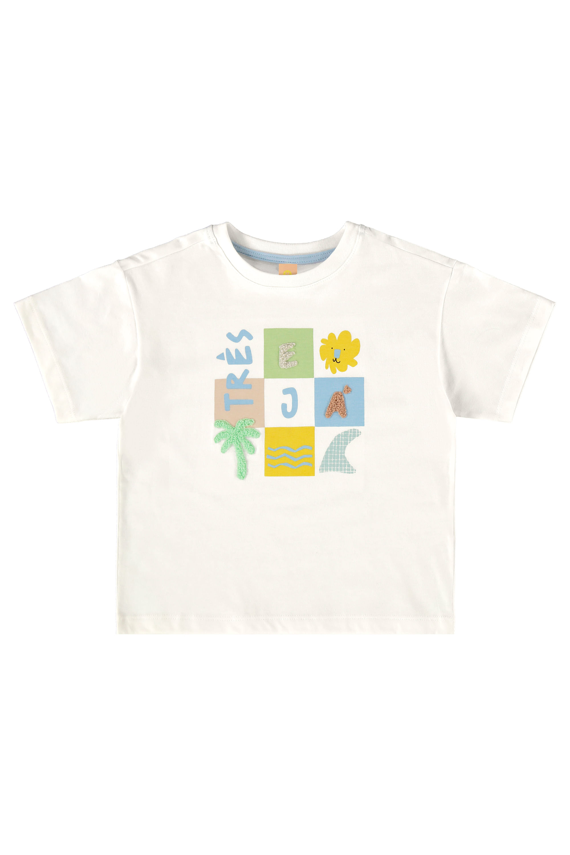 Conjunto Beiramar Infantil com Camiseta e Short (Off White) Três e Já - Imagem 17