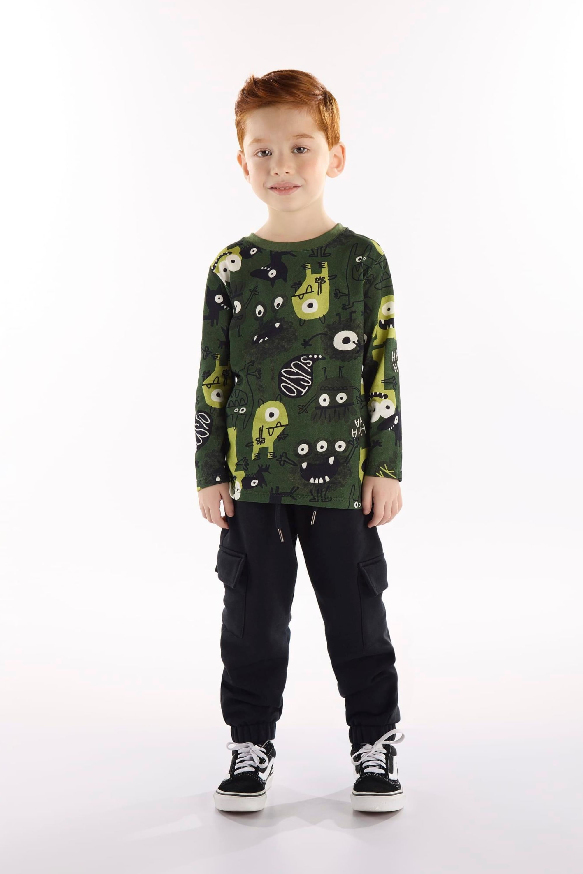 Conjunto Infantil Masculino com Camiseta e Calça de Monstrinho (Verde) Três e Já - Imagem 8
