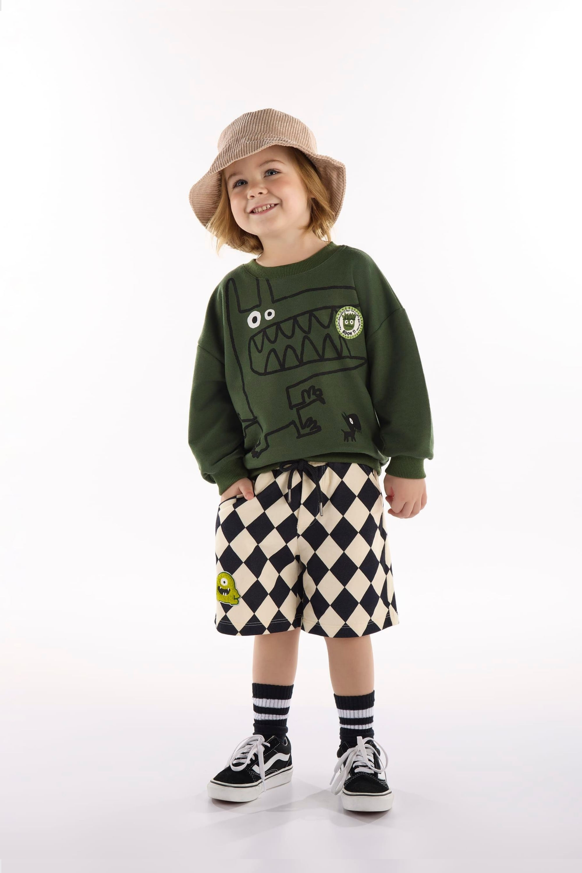 Conjunto Infantil Masculino com Blusão e Bermuda de Monstrinho (Verde) Três e Já - Imagem 17